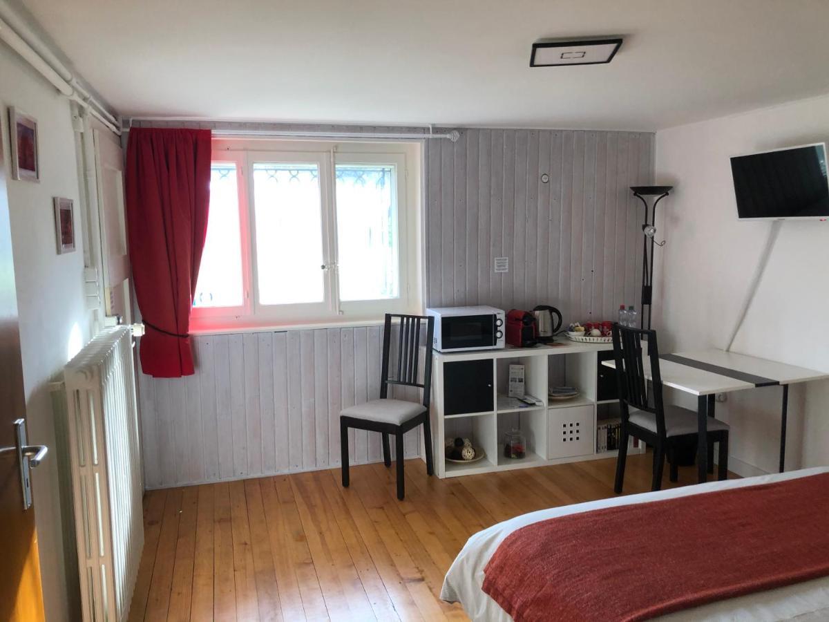 Au Bonheur Des Iris Bed & Breakfast โรลเลอ ภายนอก รูปภาพ